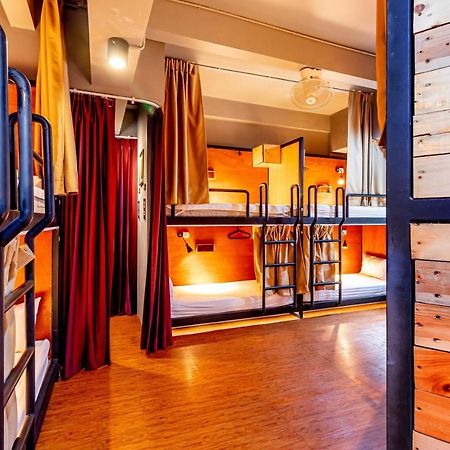 ThongLor Travellers Hostel&Cafe Bangkok Eksteriør bilde